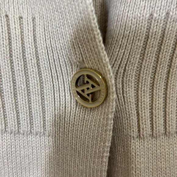 Adrienne Vittadini cream colored sweater vest. Size Medium - Picture 3 of 7